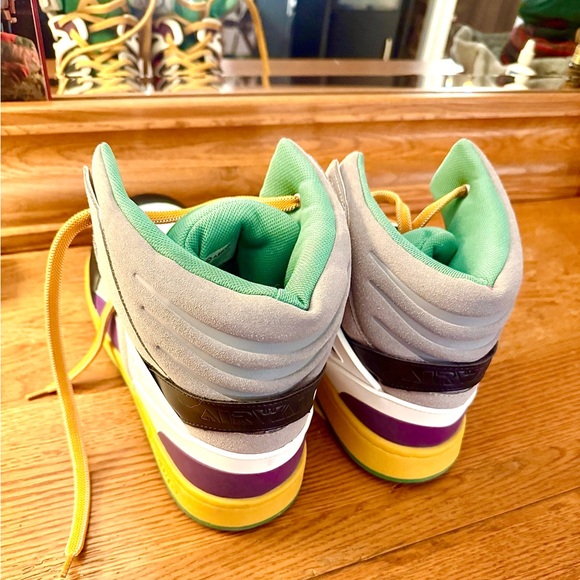 Airwalk Men’s Size 13 High-Top Sneakers - Black, White, Green, Yellow, Purple - Picture 5 of 7